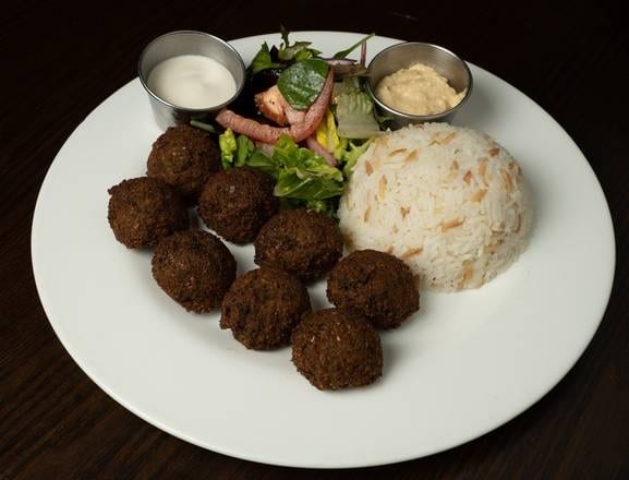 Dinner Falafel Plate.